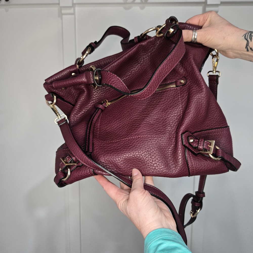 Urban Expressions Plum Pebbled Shoulder Bag with Gold Hardware - Picture 4 of 16